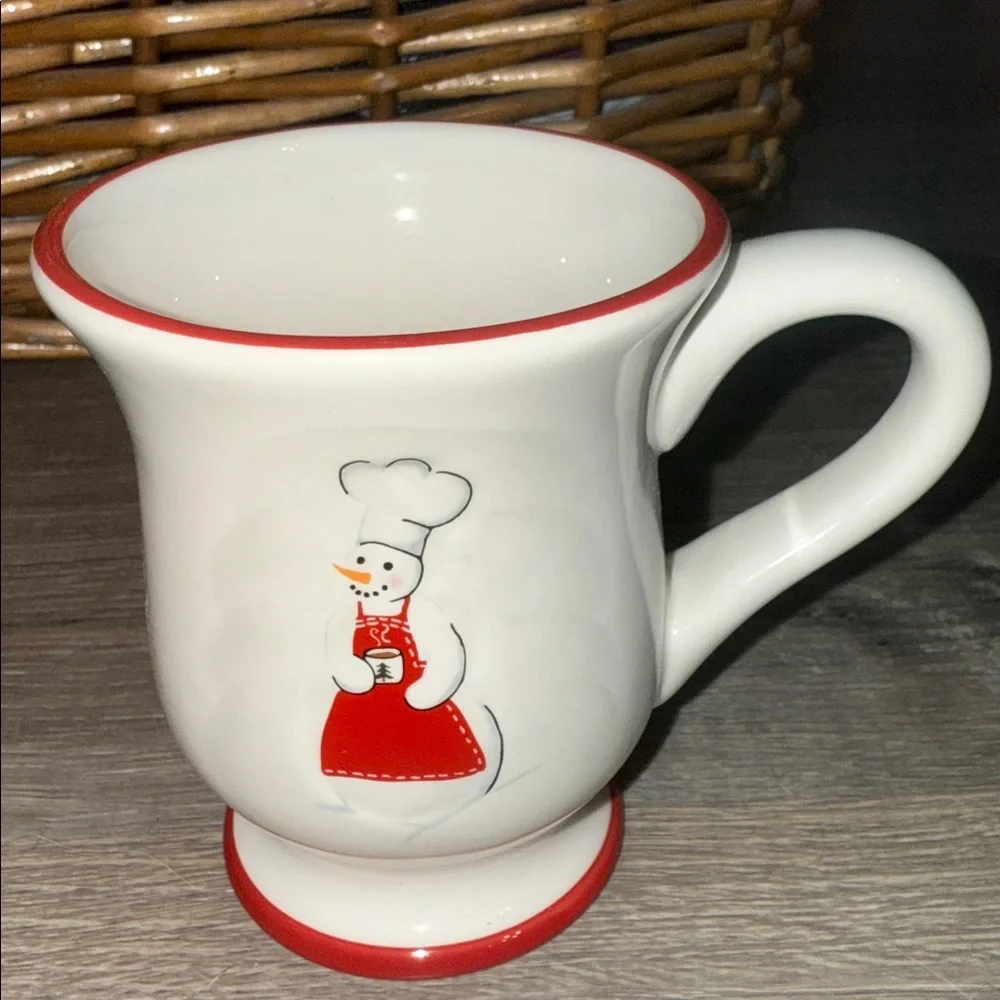 William Sonoma Pedestal Snowman Hot Chocolate Mug Discontinued